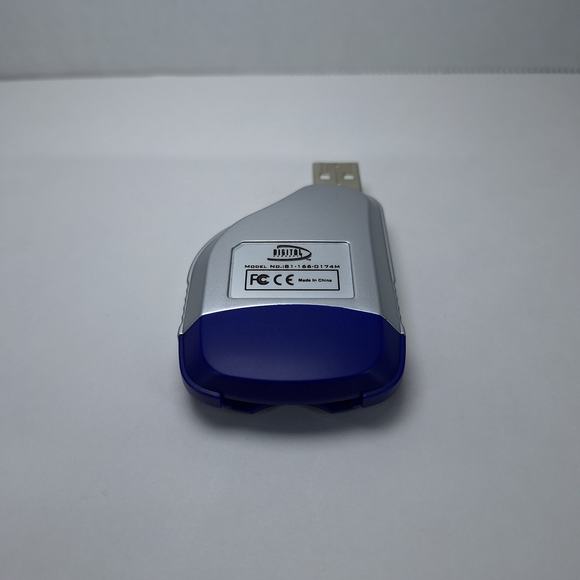 Digital Concepts USB 2.0 Digital Camera MMC/SD Card Reader/Writer - Untested - Picture 6 of 7